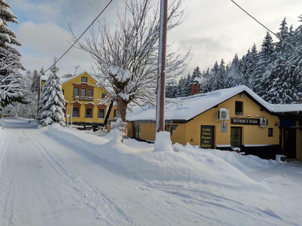 Penzion Karolina Lučany nad Nisou المظهر الخارجي الصورة